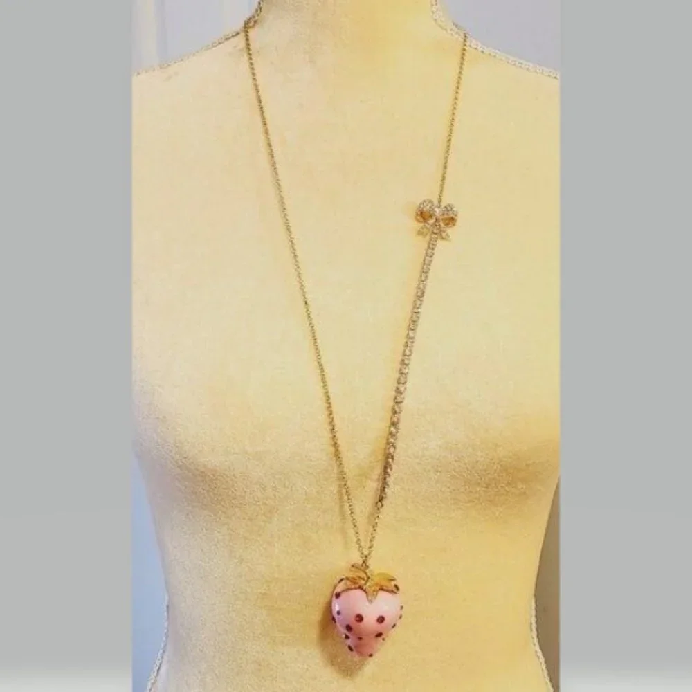 Betsey Johnson Strawberry Long Pendant Necklace & Strawberry Drop Earrings NWT - Picture 5 of 12